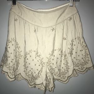 Knox Rose Tan shorts